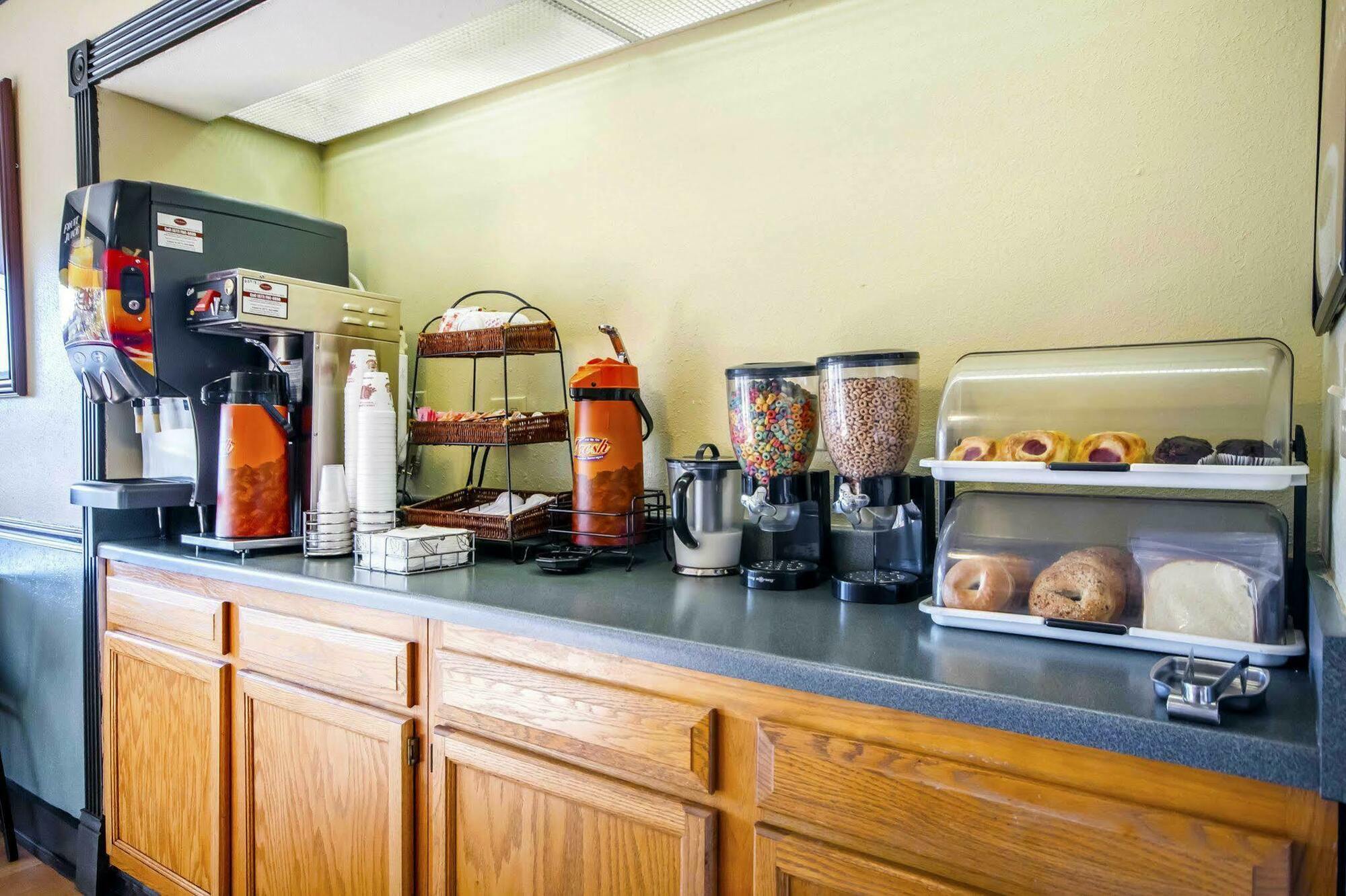 Econo Lodge Erlanger - Cincinnati Airport Ngoại thất bức ảnh